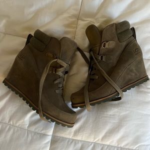 Ugg Kriston wedge booties